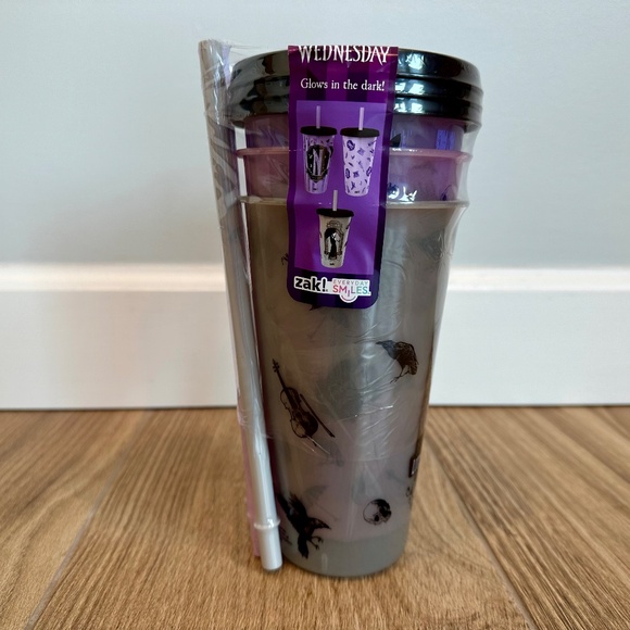Zak! Designs 3-Pack Wednesday Nevermore Academy Glow in the Dark Tumblers 25 oz - Picture 5 of 14